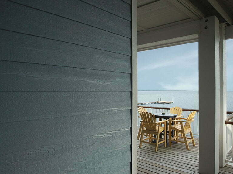 Mur de declin, moulure et bordure de toit de lp smartside.