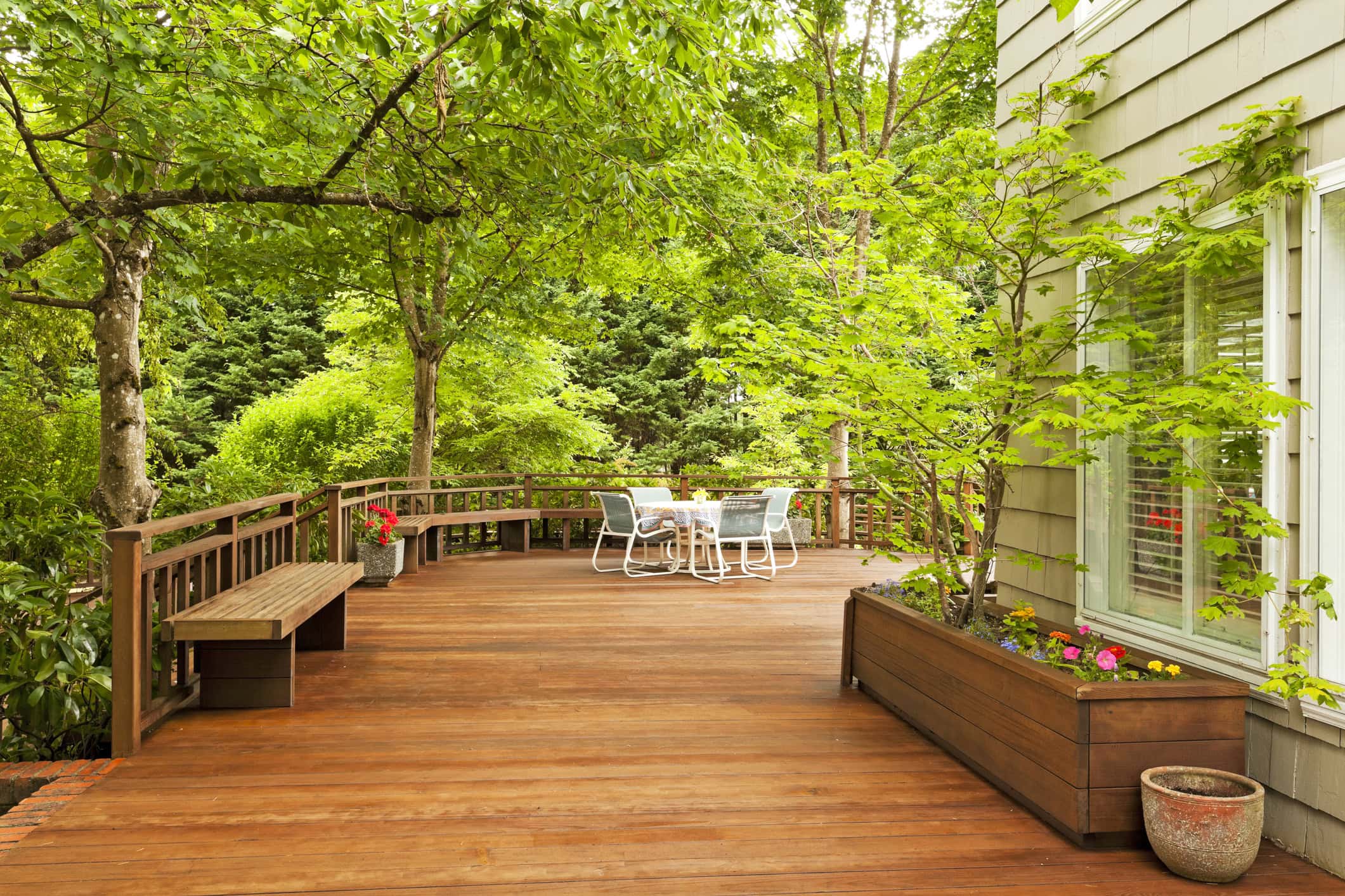 Deck Cost Explained: What Material Gives You the Best Value?